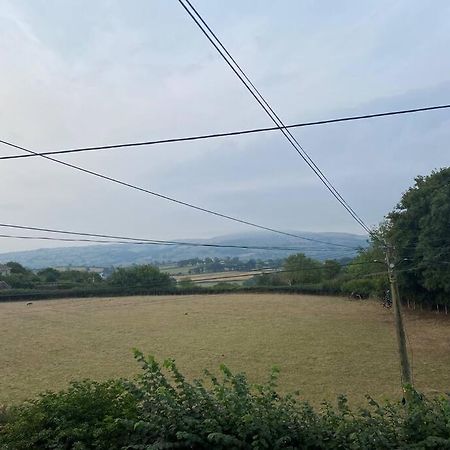 Quarryman'S Holiday Let Llysfaen Exteriör bild